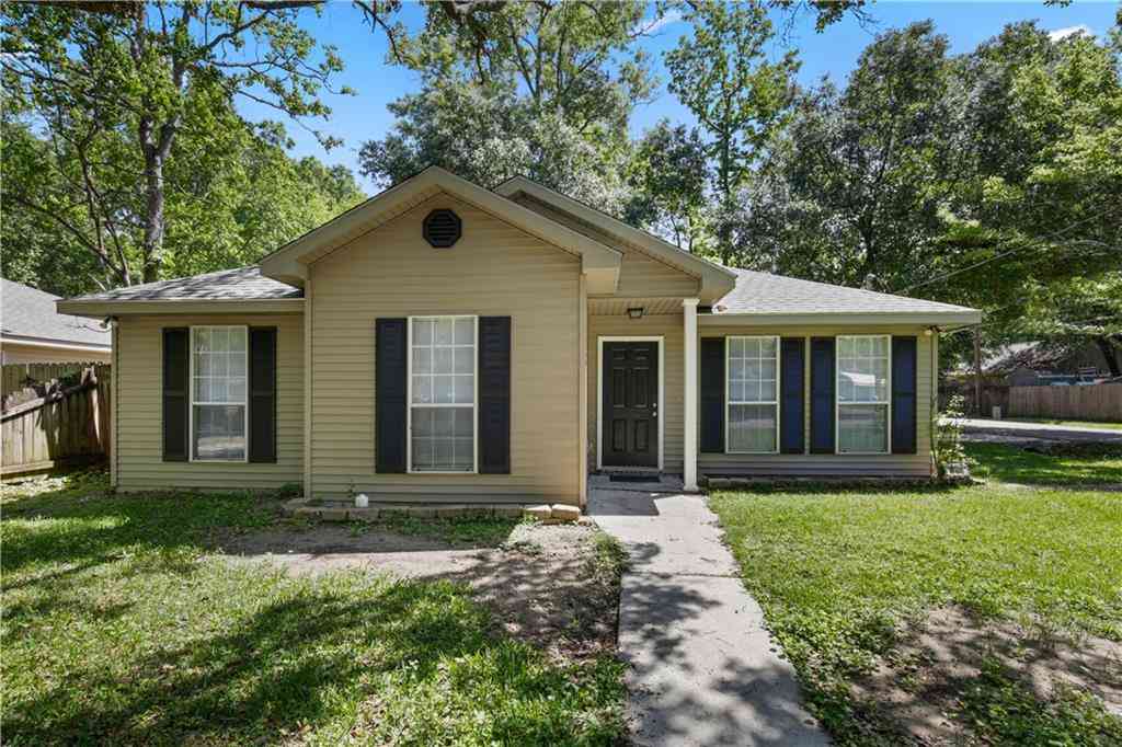 Homes For Rent - 70330 A Street<br/> Covington, LA 70433