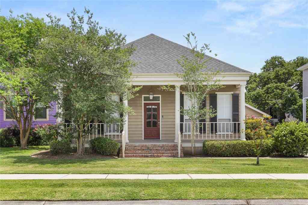 Homes For Sale - 18 Seaward Court<br/> New Orleans, LA 70131