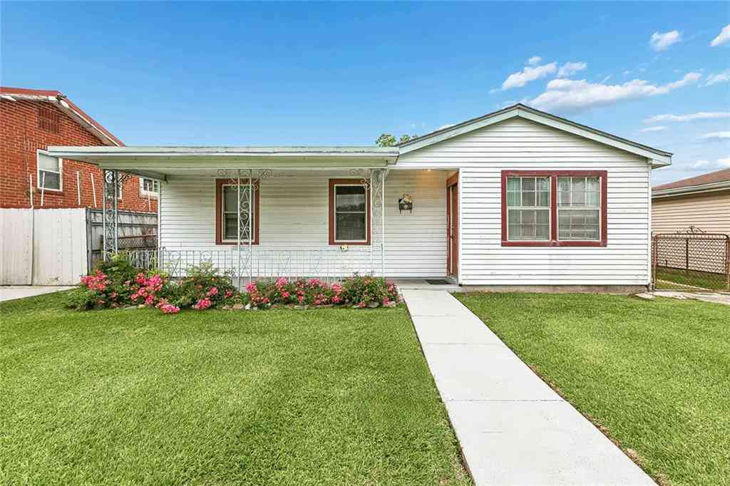 Homes For Sale - 52 Creagan Avenue<br/> Gretna, LA 70053