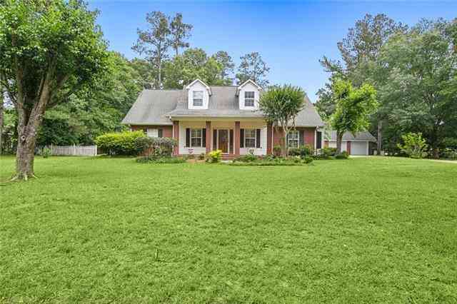 Homes For Sale - 13101 Royal Oak Drive<br/> Hammond, LA 70403