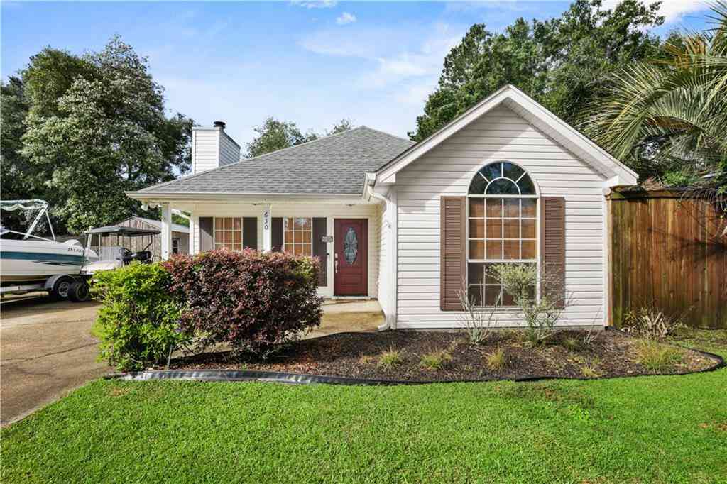 Homes For Sale - 630 Lapin Street<br/> Mandeville, LA 70448