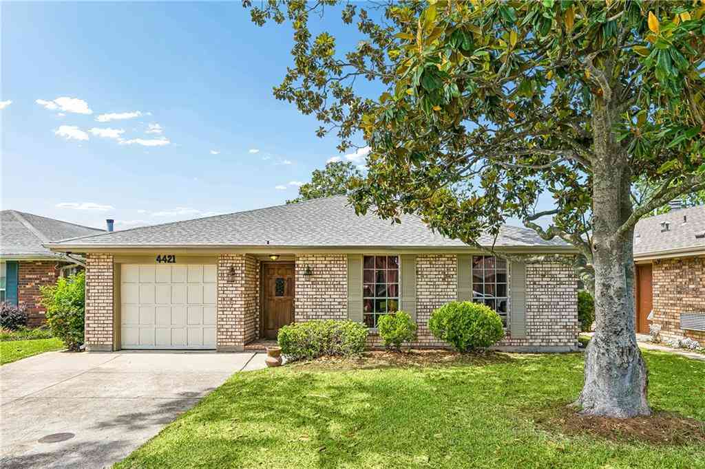 Homes For Sale - 4421 Fairfield Street<br/> Metairie, LA 70006