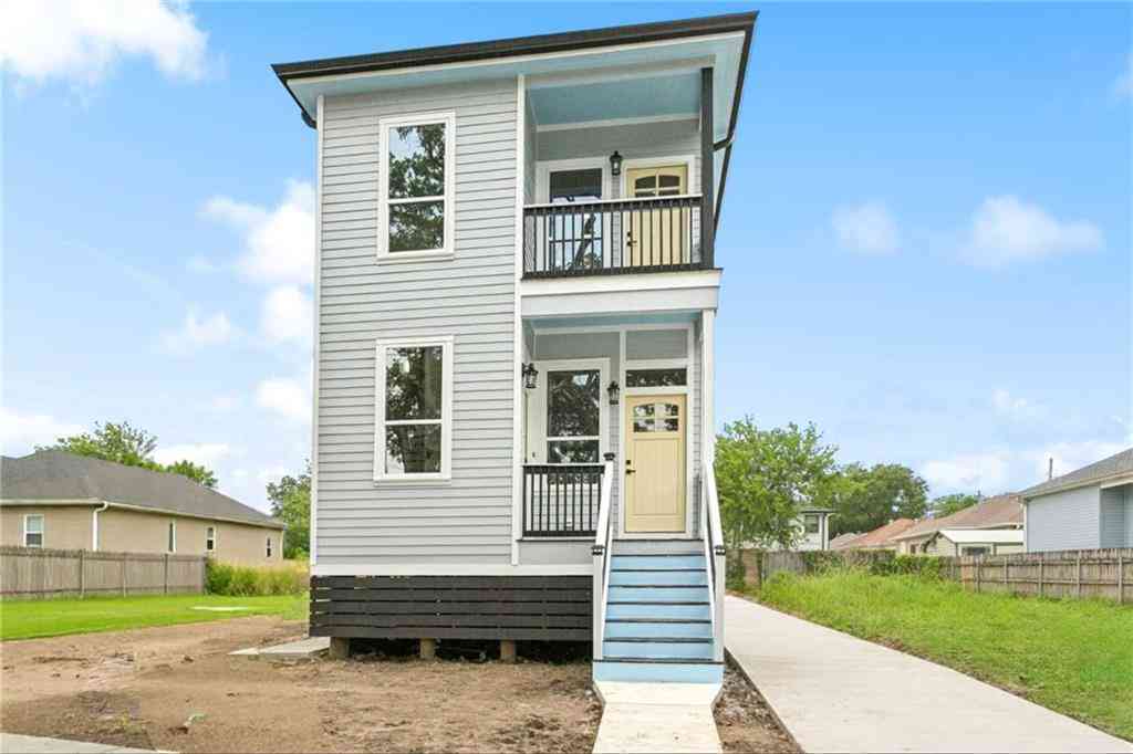 Multifamily For Sale - 3213 15 Toledano Street<br/> New Orleans, LA 70125