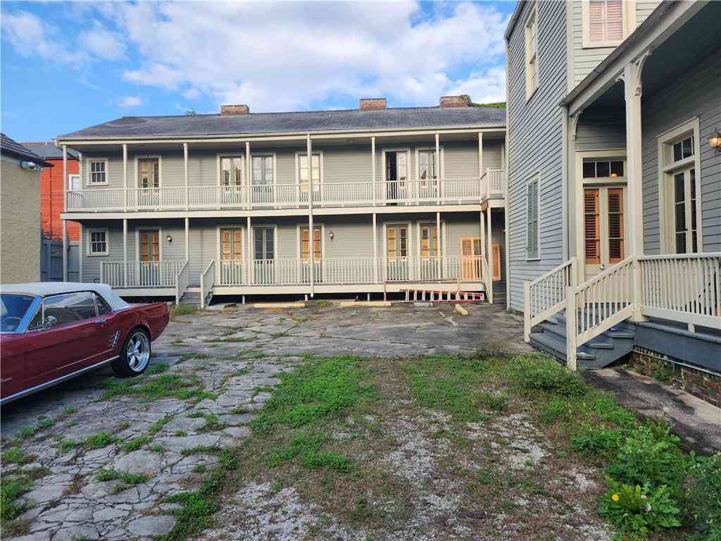 Apartment For Rent - 1025 Dumaine Street #5<br/> New Orleans, LA 70116