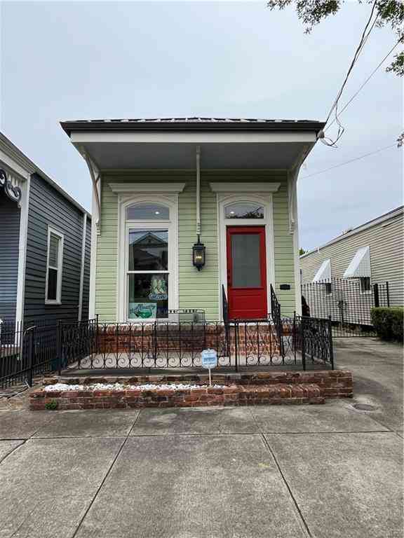 Homes For Rent - 3623 Constance Street<br/> New Orleans, LA 70115