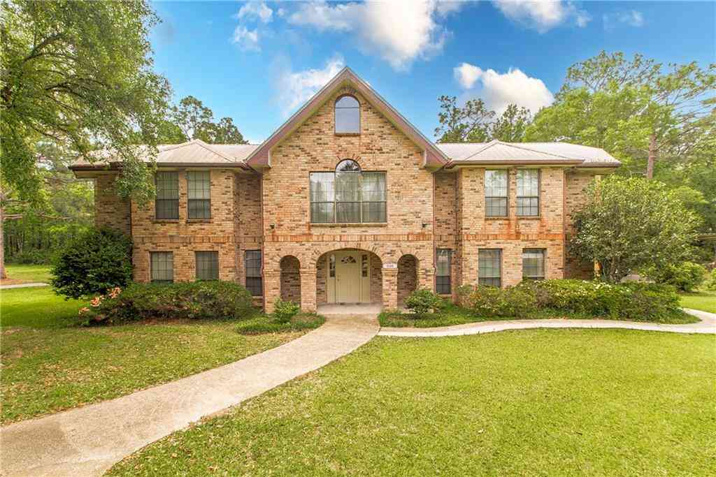 Homes For Sale - 18080 St. Joseph's Way<br/> Covington, LA 70435