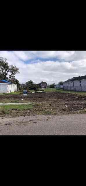 Vacant Land For Sale - 1923 Flood Street<br/> New Orleans, LA 70117