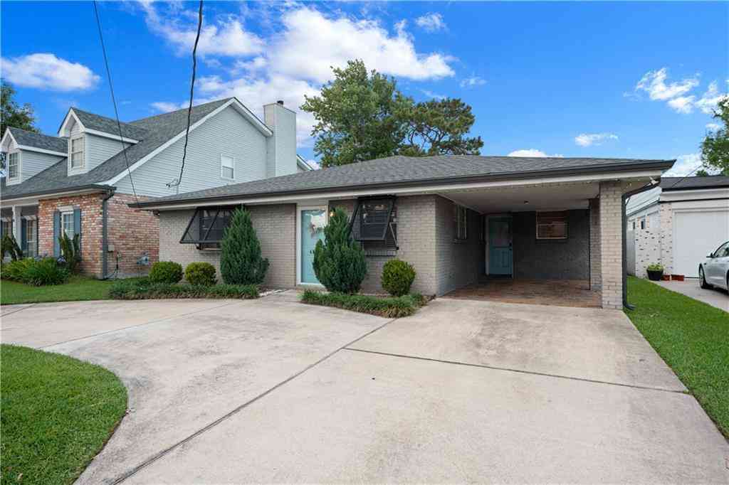 Homes For Sale - 4609 Clearview Parkway<br/> Metairie, LA 70006