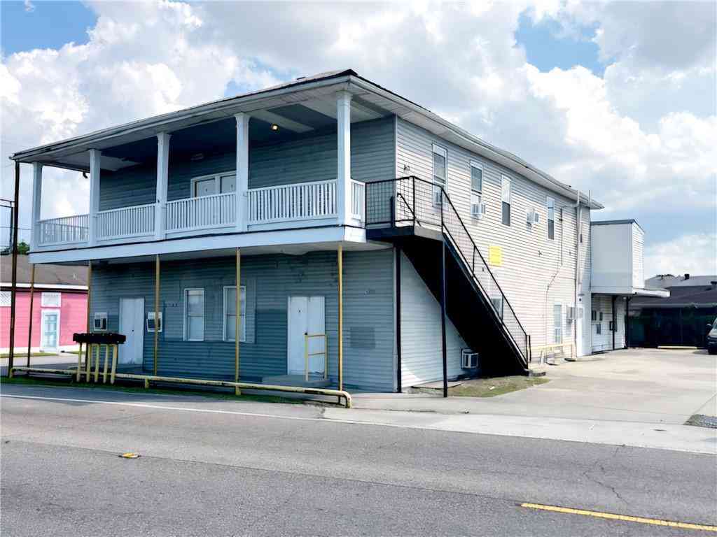 Multifamily For Rent - 4200 4th Street #E<br/> Marrero, LA 70072