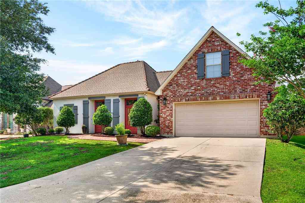 Homes For Sale - 245 Cypress Lakes Drive<br/> Slidell, LA 70458