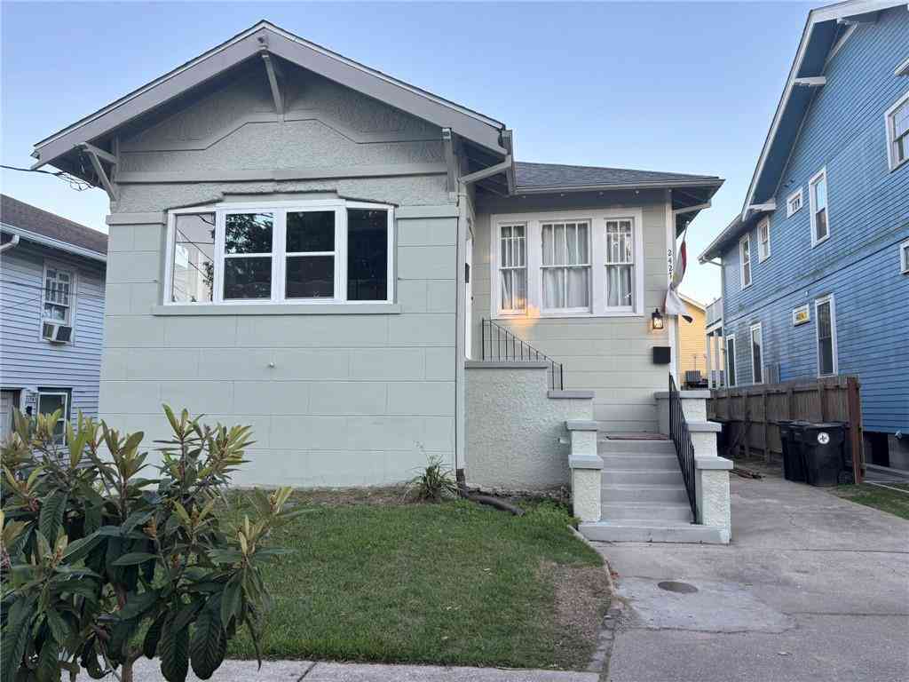 Homes For Rent - 2427 Peniston Street<br/> New Orleans, LA 70115