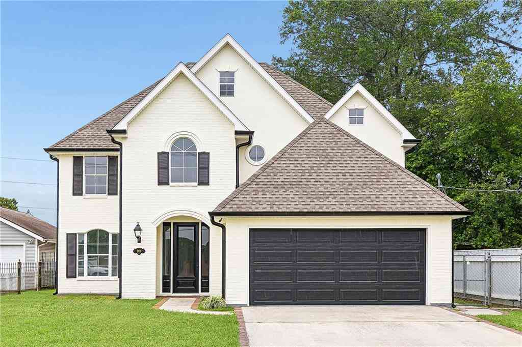 Homes For Sale - 2819 Delille Street<br/> Chalmette, LA 70043