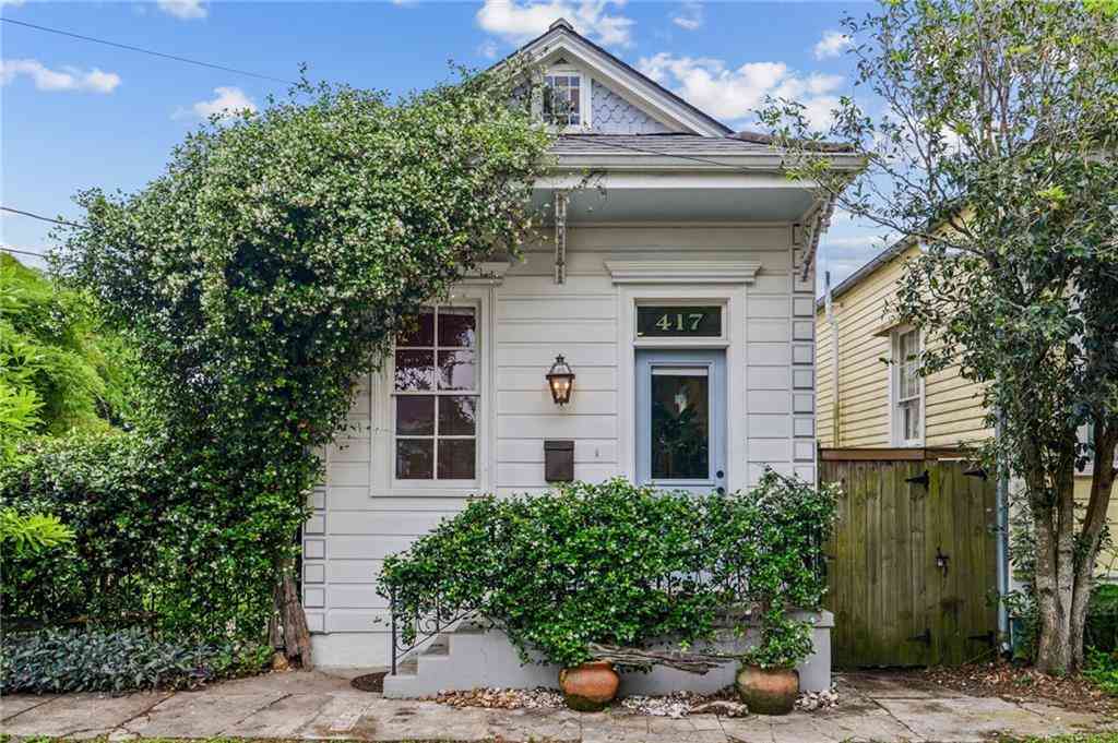 Homes For Sale - 417 Tupelo Street<br/> New Orleans, LA 70117