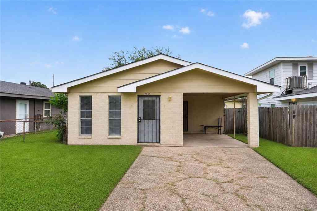 Homes For Sale - 7601 Shorewood Boulevard<br/> New Orleans, LA 70128