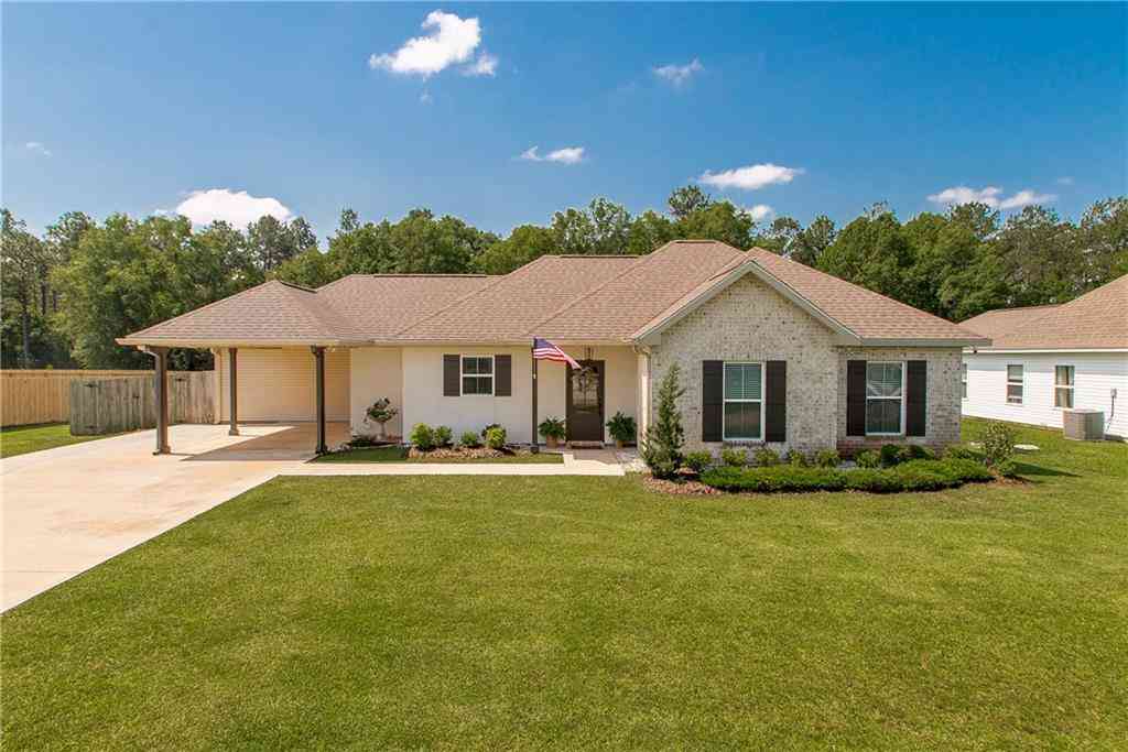 Homes For Sale - 18166 Grey Wolf Trail<br/> Loranger, LA 70446