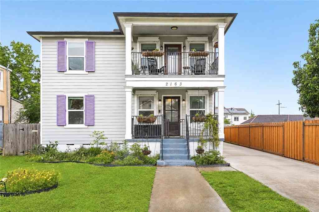 Homes For Sale - 2163 Selma Street<br/> New Orleans, LA 70122