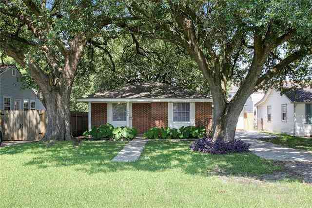 Homes For Rent - 1004 Severn Avenue<br/> Metairie, LA 70001