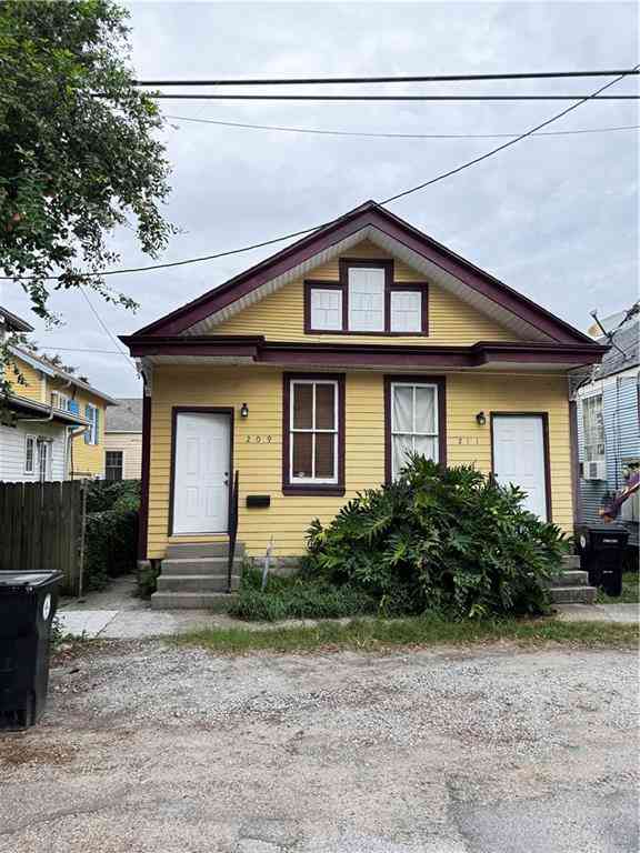 Multifamily For Rent - 209 N Bernadotte Street<br/> New Orleans, LA 70119