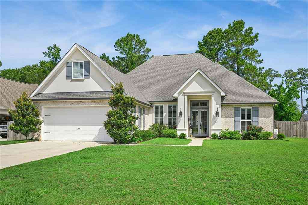 Homes For Sale - 6433 Belle Maison Lane<br/> Mandeville, LA 70448