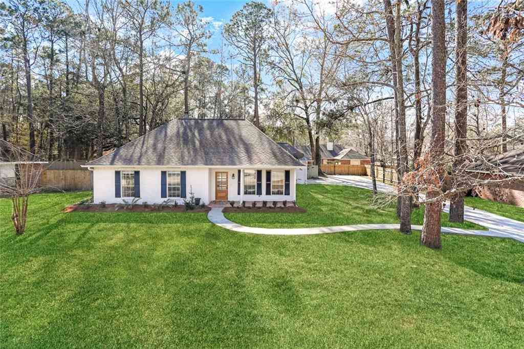 Homes For Rent - 7033 Wynntree Drive<br/> Mandeville, LA 70448