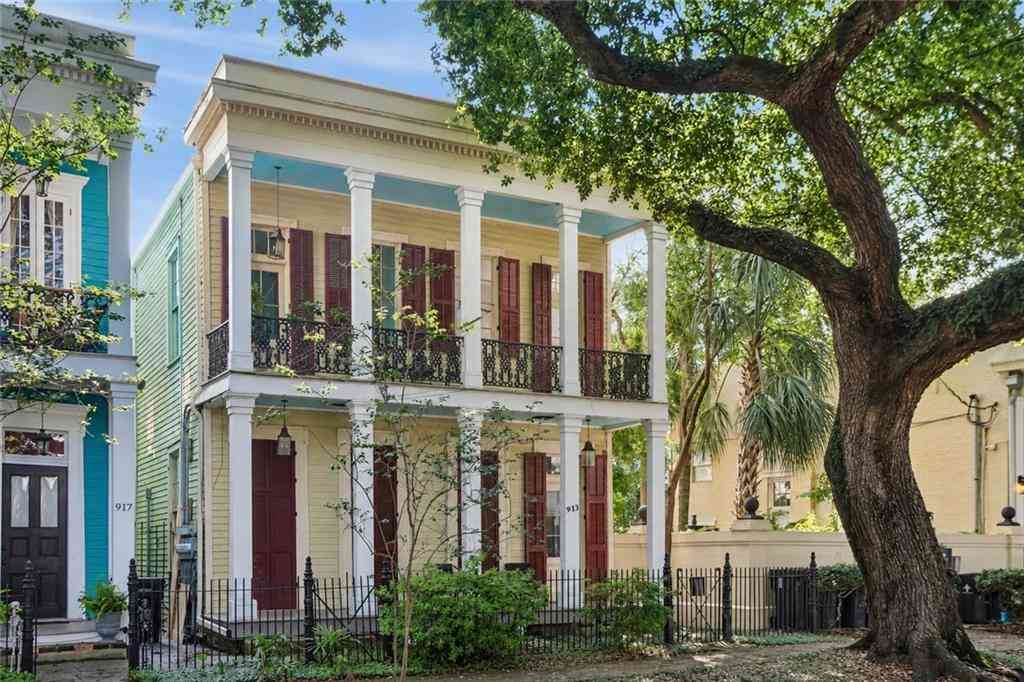 Condo For Sale - 913 Washington Avenue #3<br/> New Orleans, LA 70130