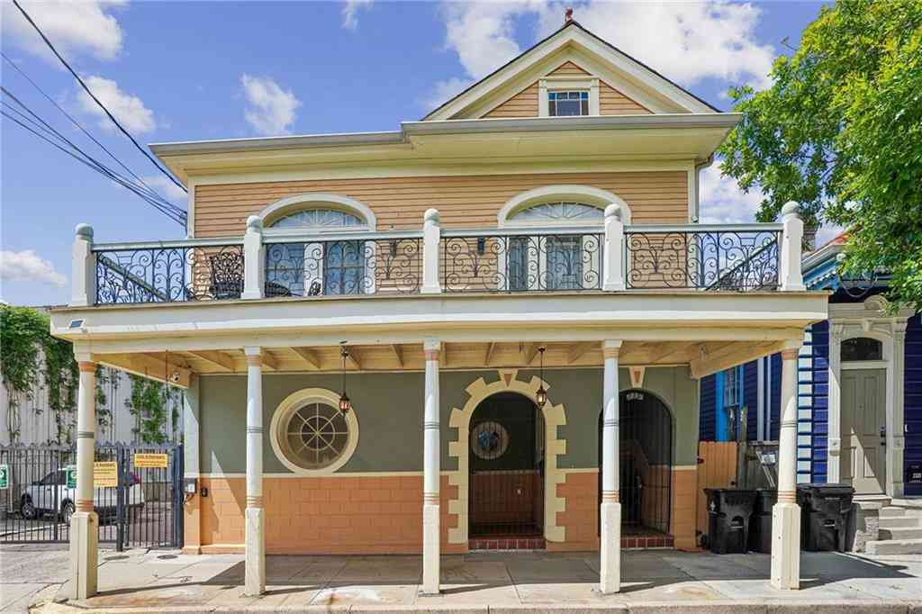 Condo For Sale - 2331 N Rampart Street #E<br/> New Orleans, LA 70117