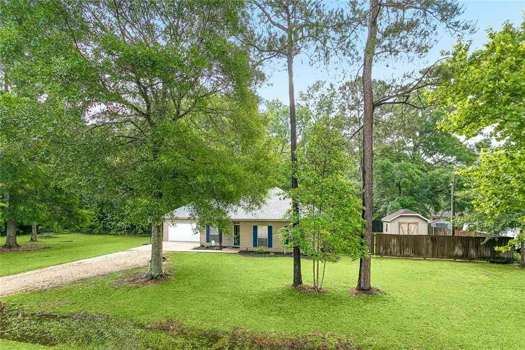 Homes For Sale - 66132 Cypress Street<br/> Mandeville, LA 70448