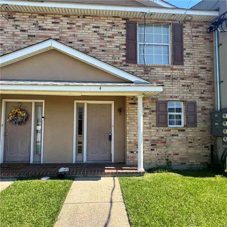 Condo For Rent - 1600 Newport Place #4<br/> Kenner, LA 70065