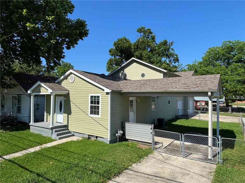Homes For Sale - 362 West Avenue<br/> Harahan, LA 70123