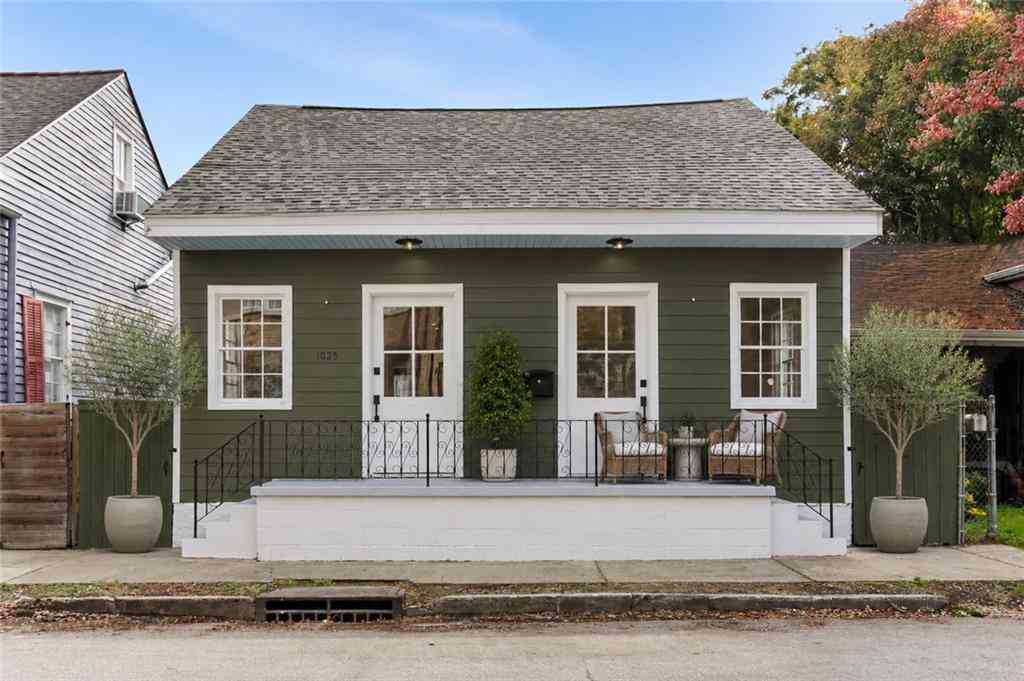 Homes For Sale - 1025 Congress Street<br/> New Orleans, LA 70117