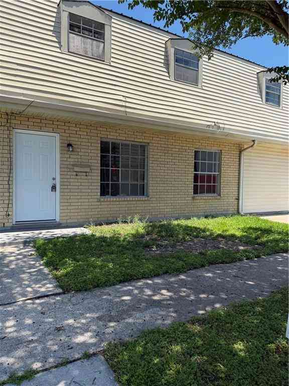 Multifamily For Rent - 203 E Moreau Street<br/> Chalmette, LA 70043