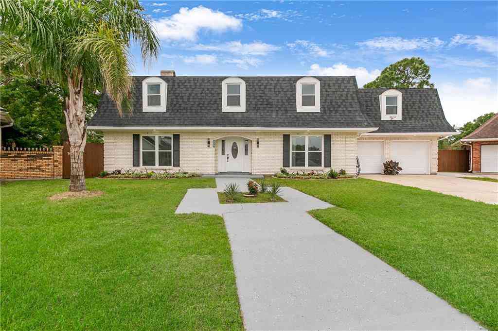 Homes For Sale - 7200 Claridge Court<br/> New Orleans, LA 70127