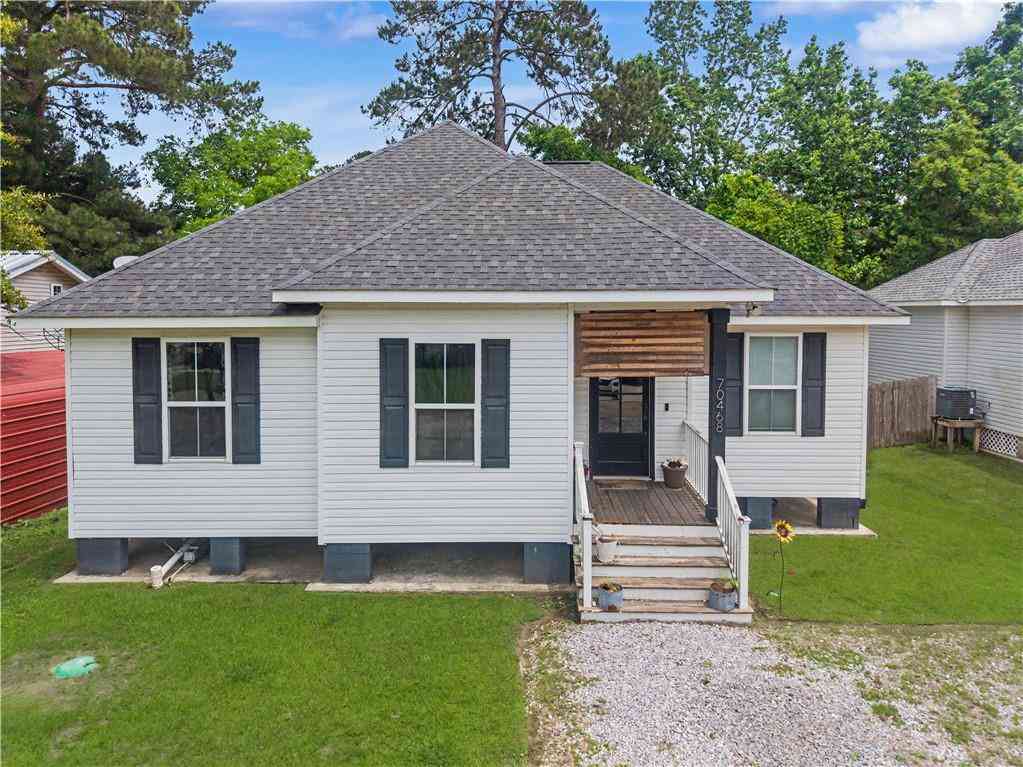 Homes For Sale - 70468 H Street<br/> Covington, LA 70433