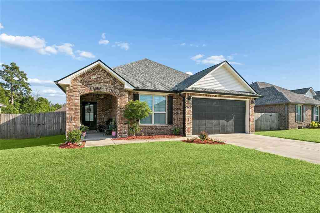 Homes For Sale - 16154 Derry Street<br/> Ponchatoula, LA 70454