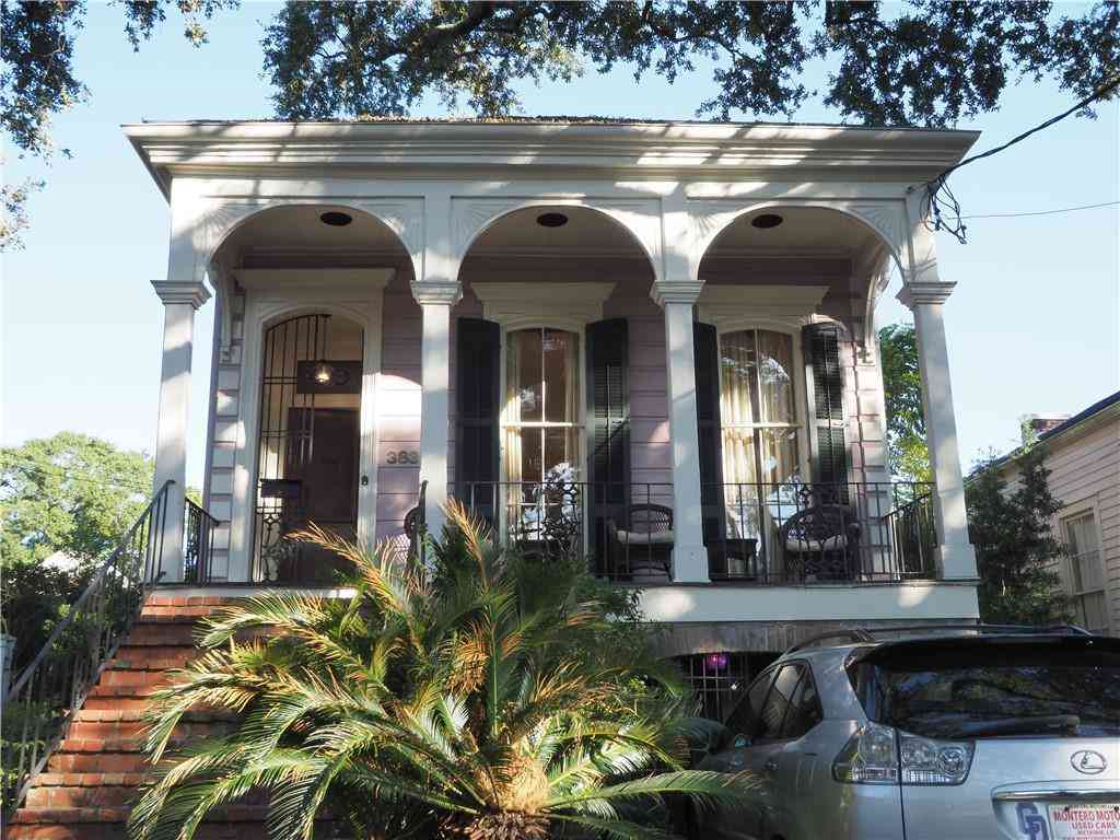 Homes For Rent - 383 Broadway Street #UPPER<br/> New Orleans, LA 70118