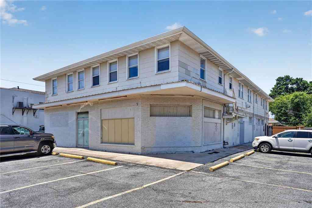 Apartment For Rent - 801 Live Oak Street #B<br/> Metairie, LA 70005