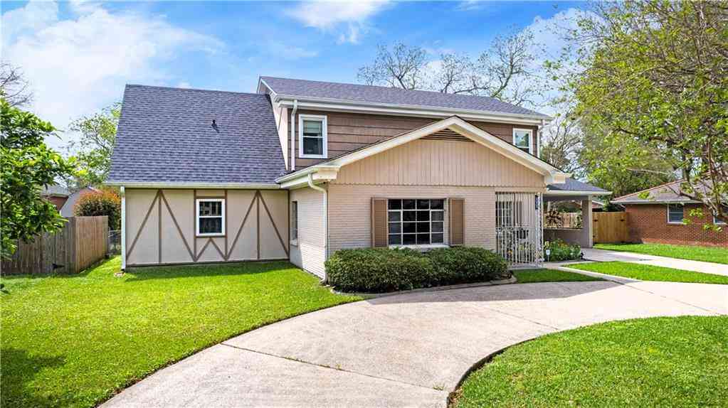 Homes For Sale - 800 Marguerite Road<br/> Metairie, LA 70003