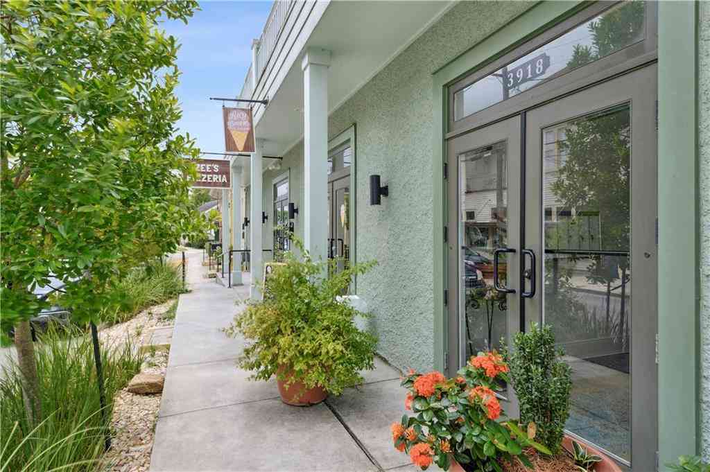 Condo For Rent - 3918 Baronne Street #204<br/> New Orleans, LA 70115
