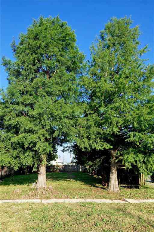 Vacant Land For Sale - 5240 Pasteur Boulevard<br/> New Orleans, LA 70122