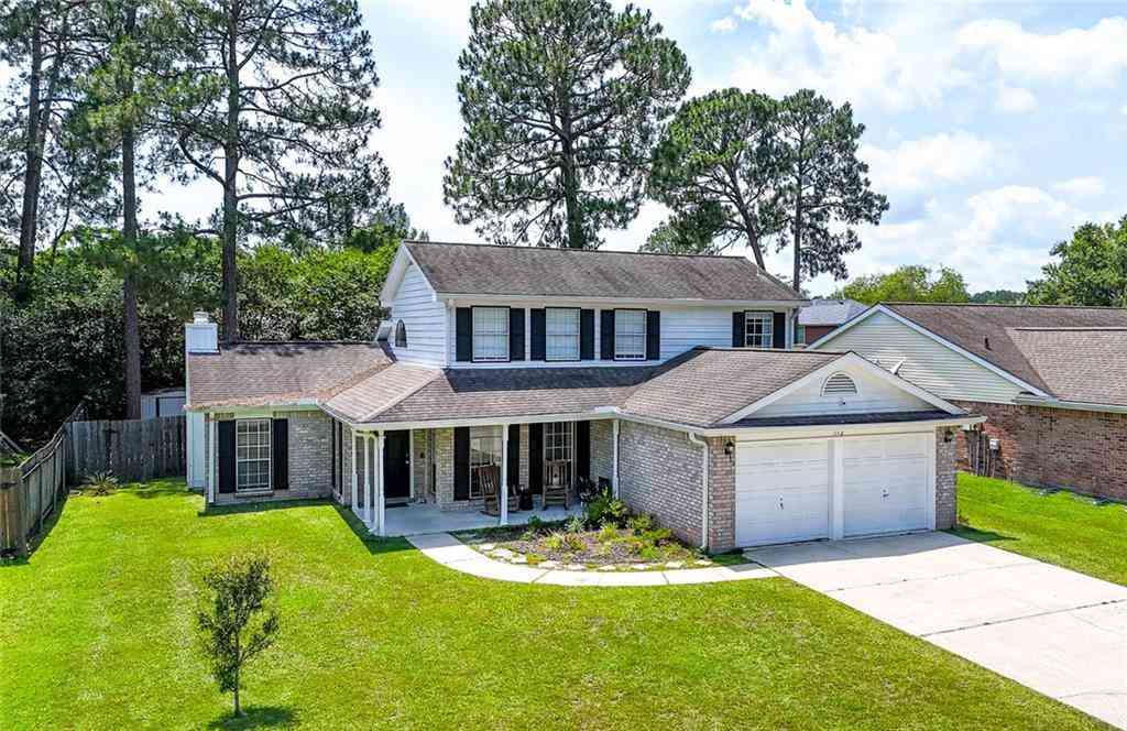 Homes For Sale - 112 Cottonwood Court<br/> Slidell, LA 70461