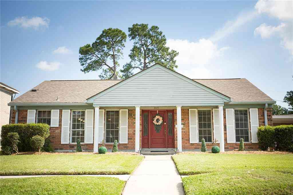 Homes For Sale - 2145 Leslie Street<br/> Gretna, LA 70056