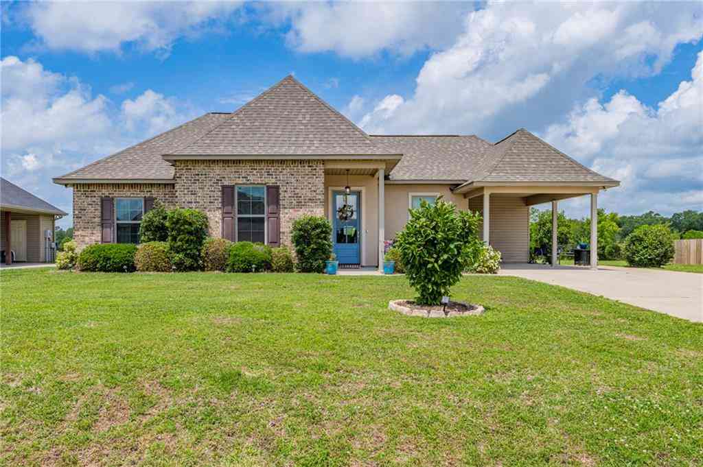 Homes For Sale - 55101 Coyote Trail<br/> Loranger, LA 70446