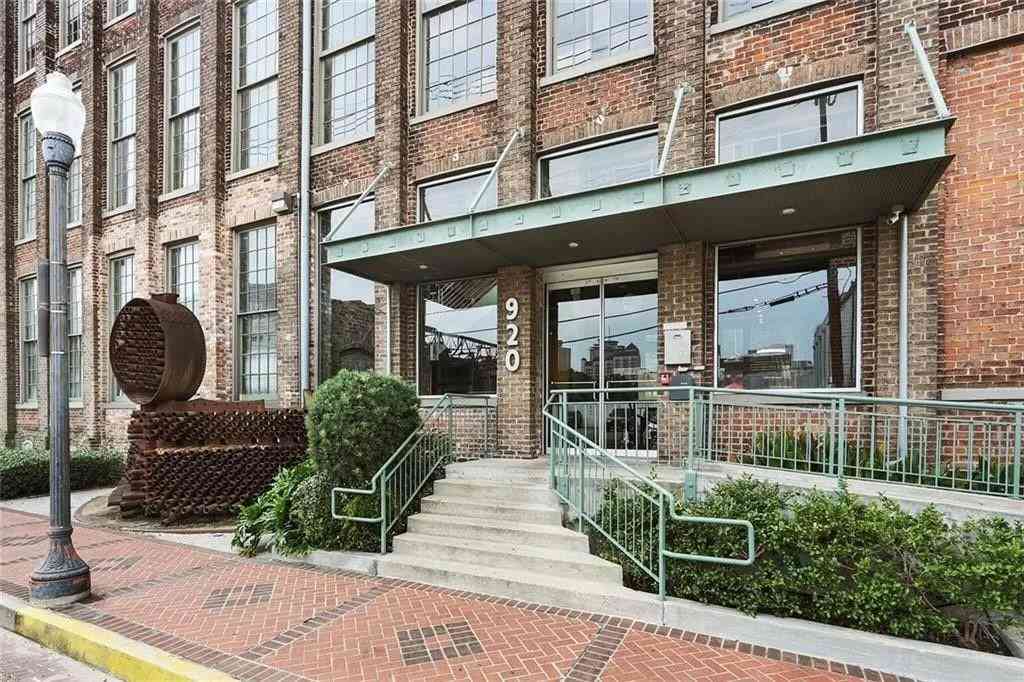 Condo For Rent - 920 Poeyfarre Avenue #133<br/> New Orleans, LA 70130