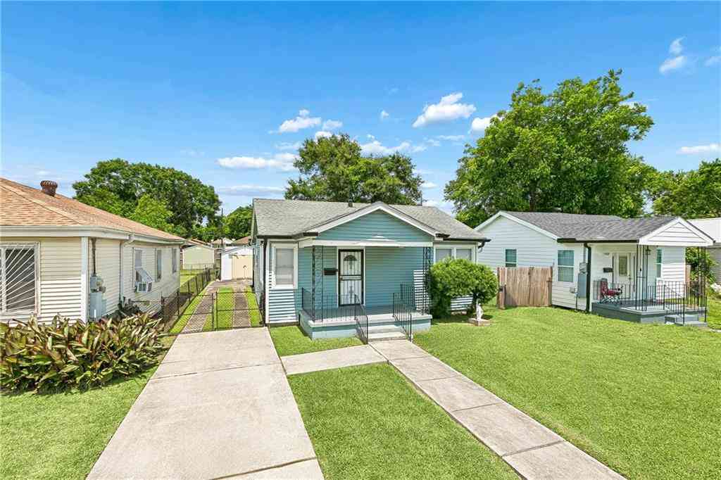 Homes For Sale - 9015 Fig Street<br/> New Orleans, LA 70118