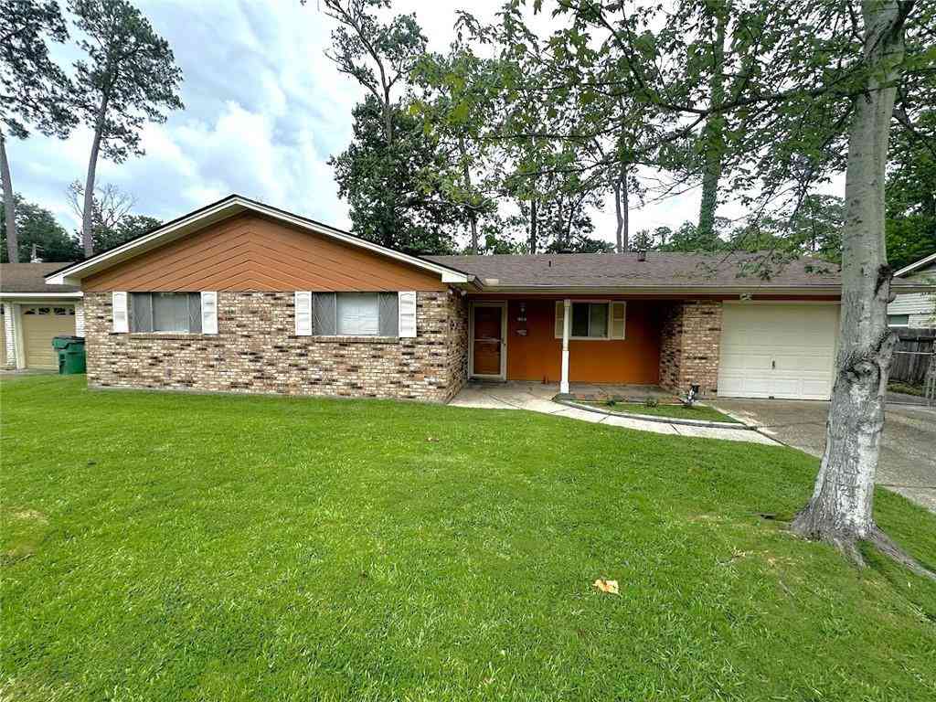 Homes For Sale - 1587 Ridgecrest Drive<br/> Slidell, LA 70458