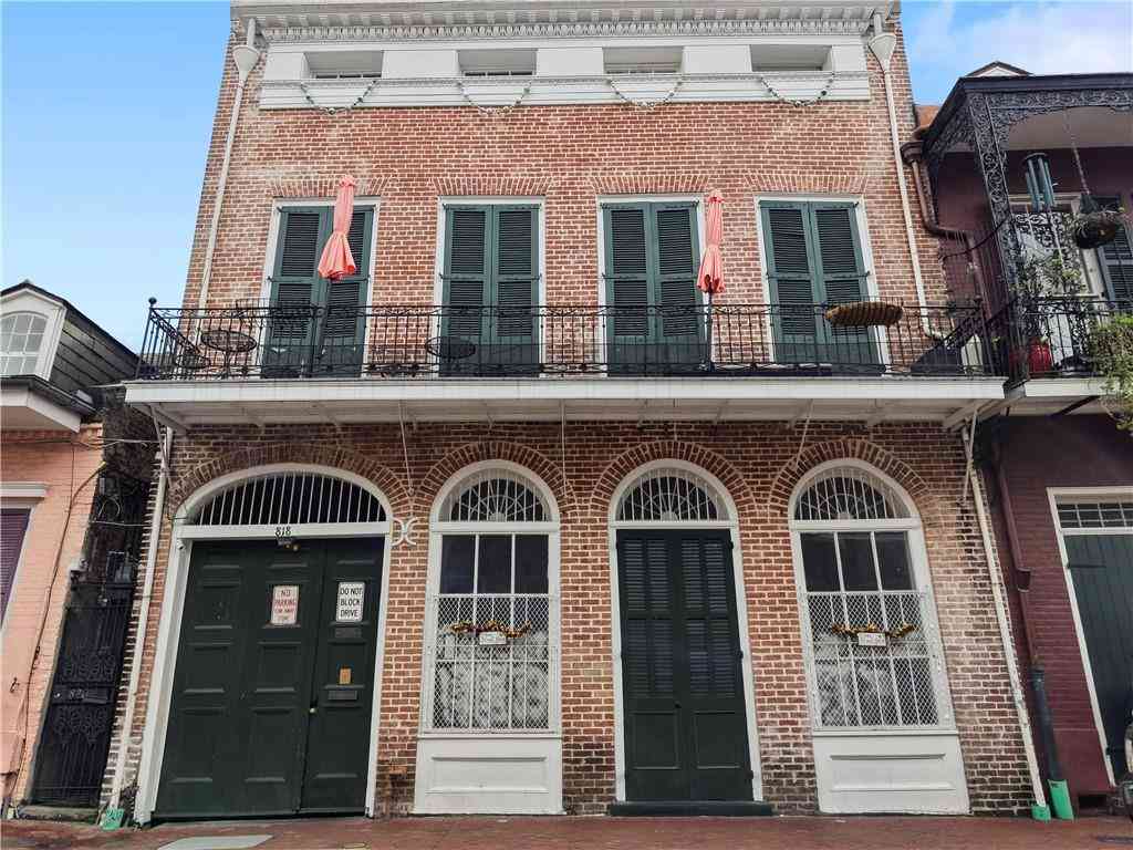 Homes For Sale - 818 Bourbon Street<br/> New Orleans, LA 70112