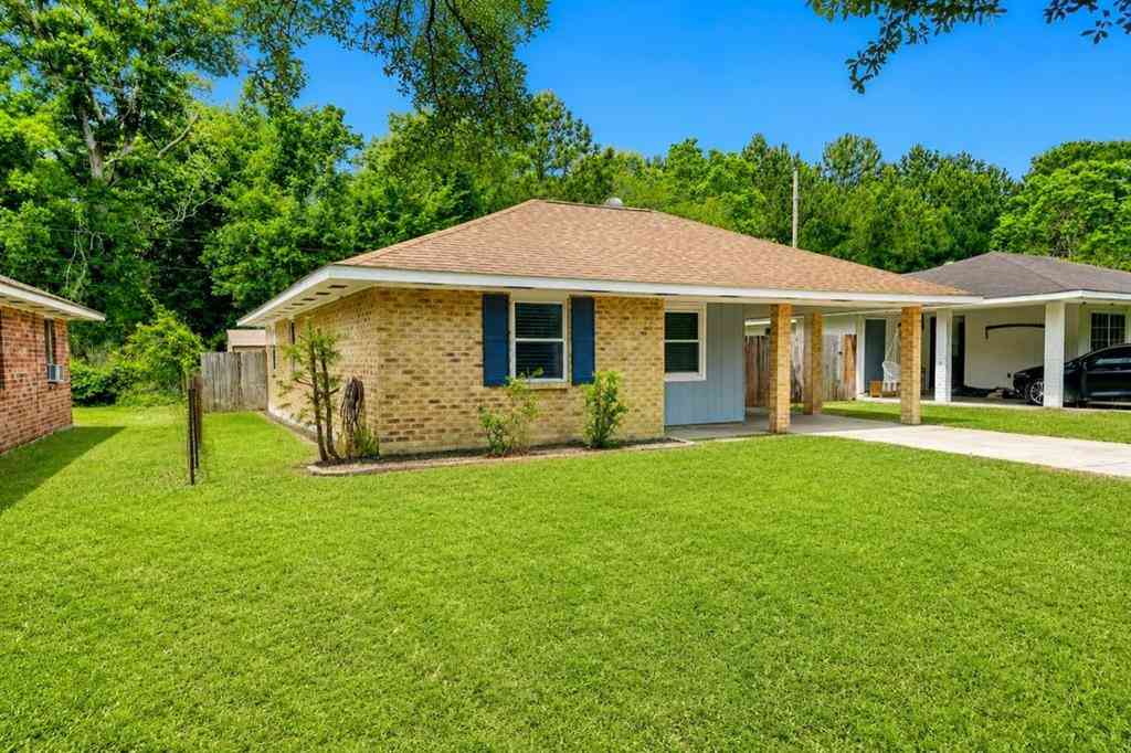 Homes For Sale - 25623 Rosedown Drive<br/> Denham Springs, LA 70726