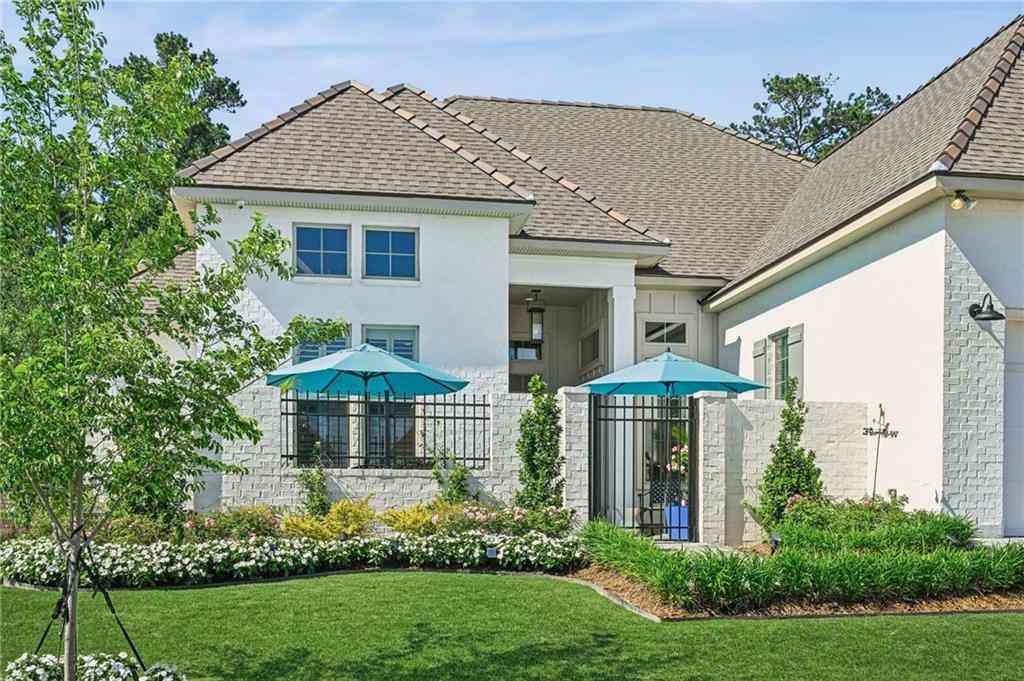 Homes For Sale - 540 N Corniche Du Lac<br/> Covington, LA 70433