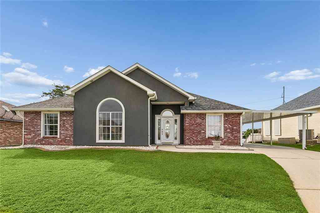 Homes For Sale - 219 Moonraker Drive<br/> Slidell, LA 70458