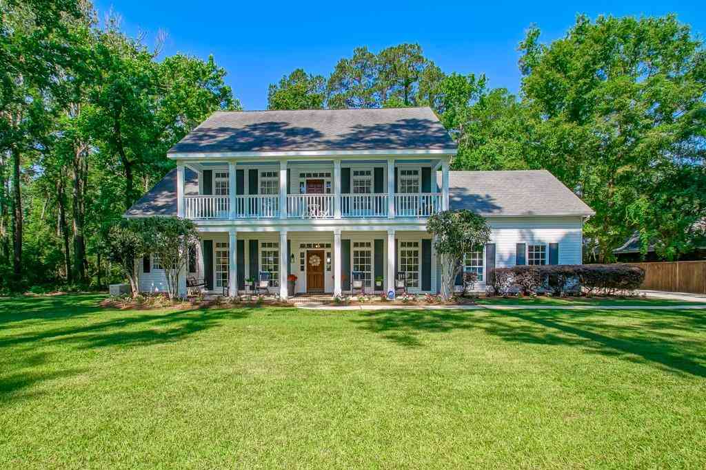 Homes For Sale - 6006 Walden Place<br/> Madisonville, LA 70448